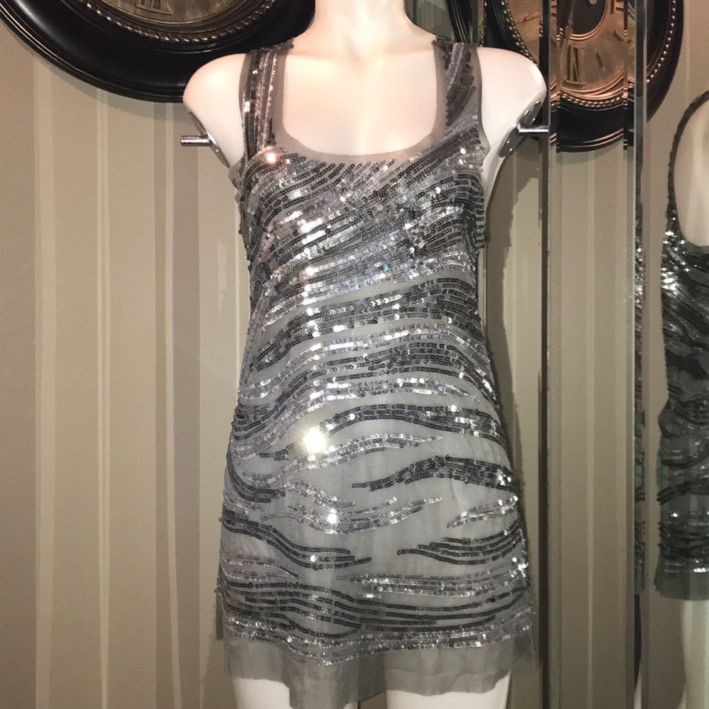 Sequined Silver/Grey Top Medium